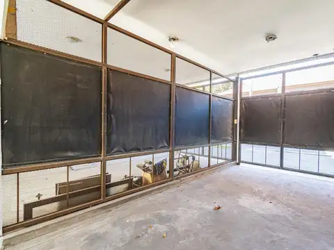 Depto Tipo Casa en Venta con 2 cochera