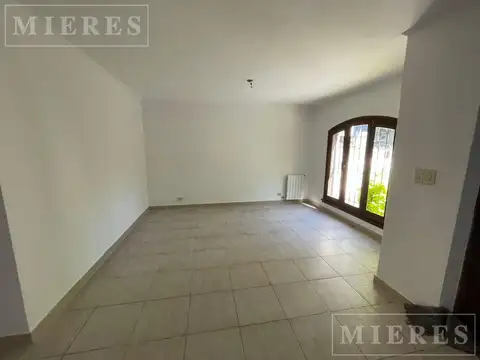Casa en Alquiler al Sureste