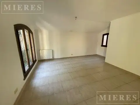Casa en Alquiler 69 años
