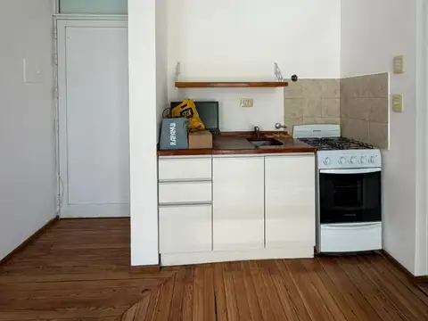 Oficina en alquiler en Nuestra Señora De Lourdes, muy luminosa, estilo duplex