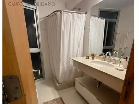 Departamento 4 ambientes con 3 baños