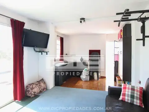 Depto Tipo Casa en Venta de 1 dormitorio