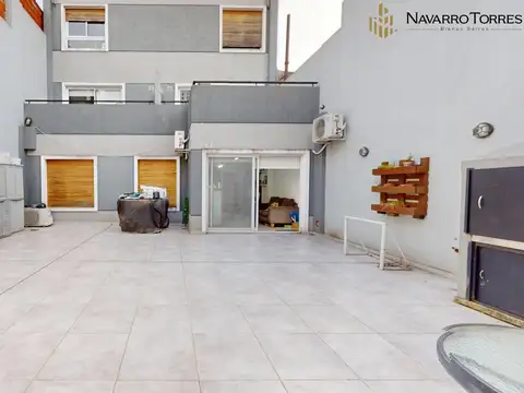 Depto Tipo Casa en Venta con 1 cocheras