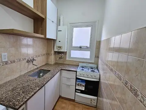 AMPLIO DEPARTAMENTO 1 AMBIENTE ZONA PLAZA COLON