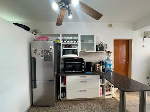 Departamento 5 ambientes con 1 baño