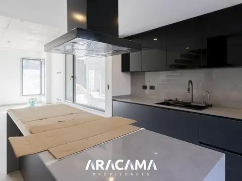 Depto Tipo Casa en Venta de 3 ambientes