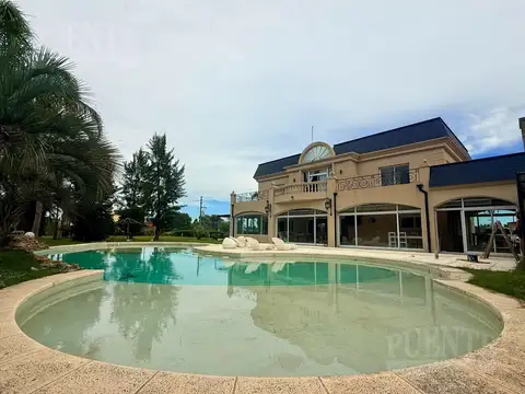 Casa en Barrio Fincas de San Vicente Golf - Venta Alquiler