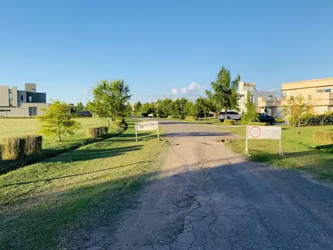 Terreno en Venta en Roldan, USD 80.000