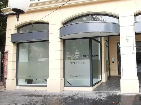 Diagonal Brown 1500, Piso P.B