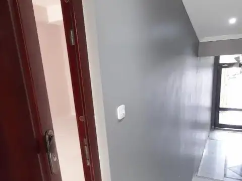 VENTA DE DEPARTAMENTO A ESTRENAR CON COCHERA