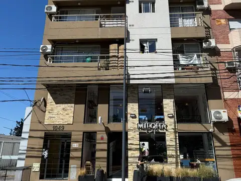 Venta. San Miguel. Departamento 2 amb 45 m con doble balcón