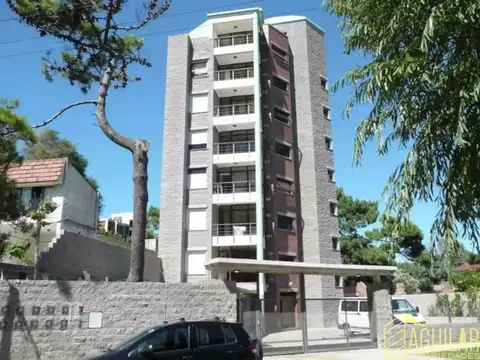 Departamento en venta de 1 dormitorio c/ cochera en Zona Centro