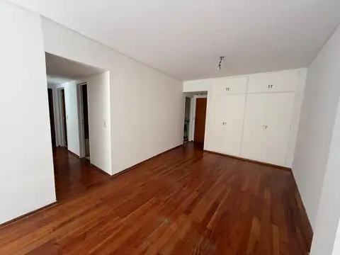 Vidal 1500, Piso 6