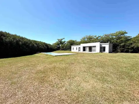 Casa en Venta en Oliveros, USD 77.000