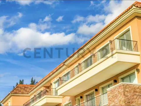 VENTA OFICINA 2 AMBIENTES EN PILAR CON COCHERA