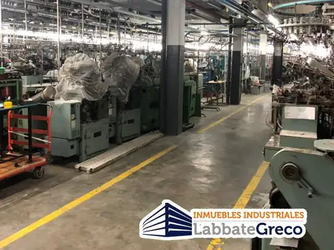 Galpon en Venta en Villa Lynch, USD 2.300.000