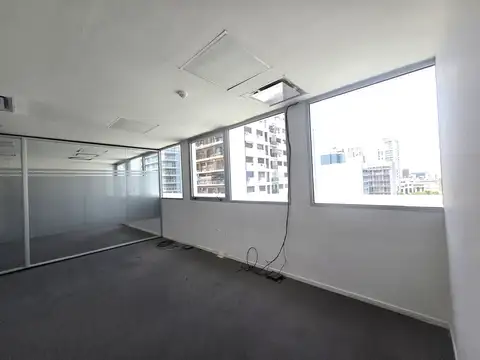 Oficina en Alquiler al Este