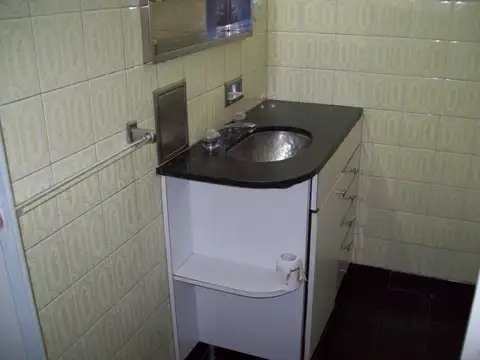 Depto Tipo Casa 4 ambientes con 1 baño