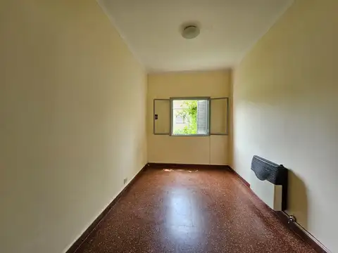 Depto Tipo Casa en Alquiler 40 años