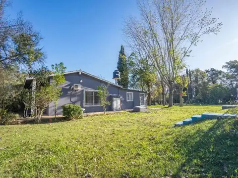 VENTA CASA QUINTA SOBRE LOTE 3300 m2 LA CAPILA