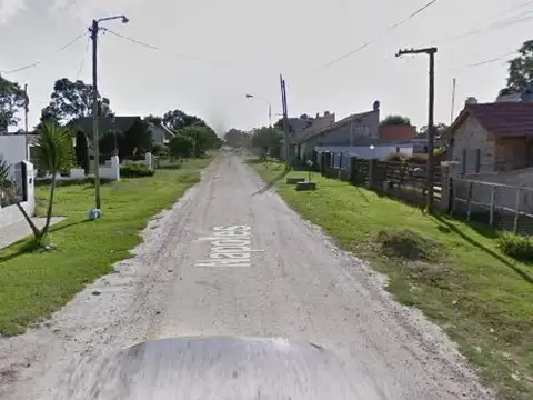 Nápoles e/ Avenida Cartagena y Bariloche