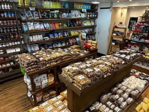 Avenida Santa  Fe 2100