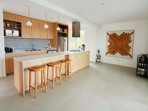 Casa en Alquiler en Puertos - Muelles, USD 3.400