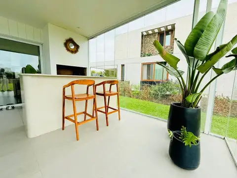 Casa en Alquiler de 3 dormitorios