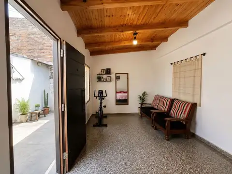 Casa en Venta en Temperley, USD 65.000