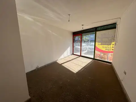 Avenida Luján  al 2800