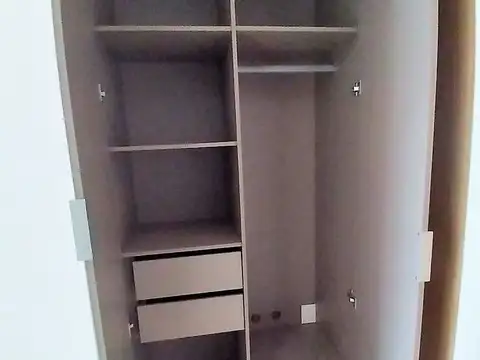 Alquiler monoambiente Malvin con placard