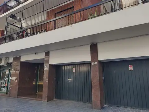 1ER SUBSUELO ,CAPACIDAD PARA DOS AUTOS  MEDIANOS