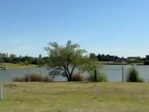 Terreno en Venta de 836,0 m2