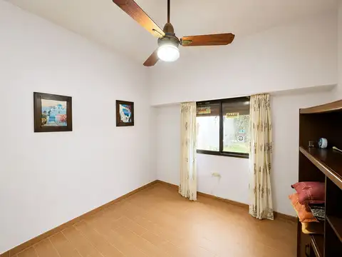 VENTA CASA 4 AMB.VALENTIN ALSINA