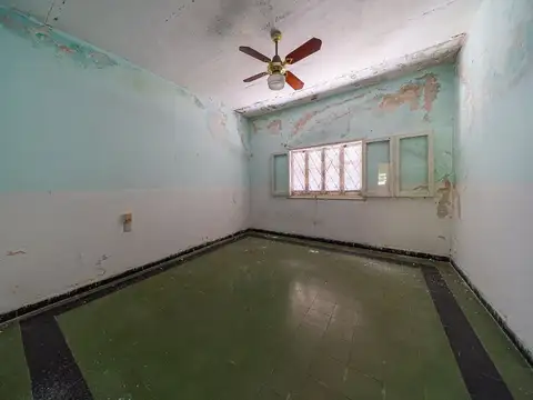 Casa 2 ambientes con 1 baño