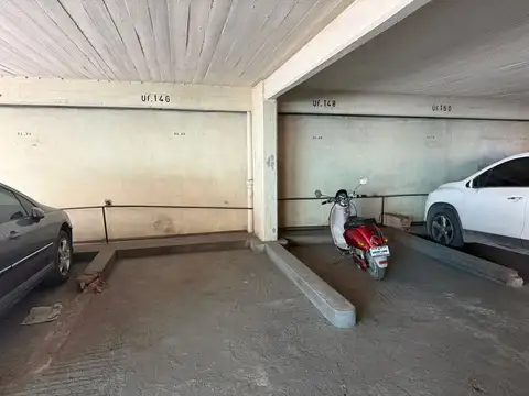 COCHERA CENTRICA AMPLIA