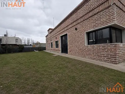 Casa en Alquiler en Neuquén, Confluencia