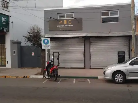 25 De Mayo 700