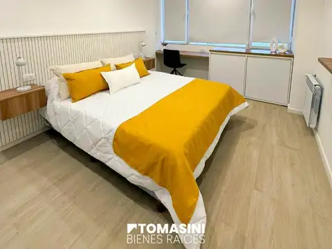 SEMIPISO DE 3 AMBIENTES A LA CALLE CON BALCON