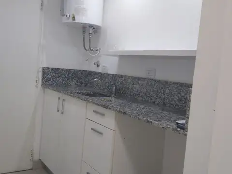 Oficina en Alquiler al Oeste