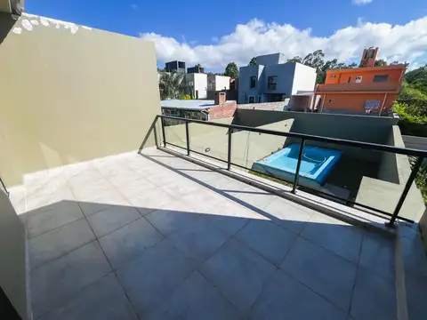 Casa 4 ambientes con 3 baños
