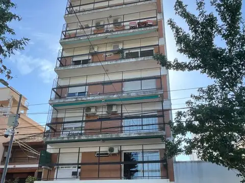 Llavallol 2400, Piso 7