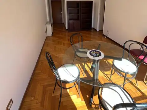 Departamento en Venta en Villa del Parque, USD 143.000