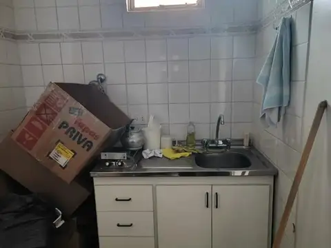 Depósito En Floresta