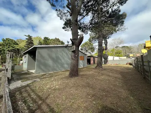 Casa • Venta • 3 Ambientes • Aguas Verdes • Quincho • Jardín