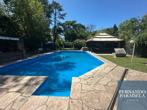 Casa 5 ambientes con 2 baños