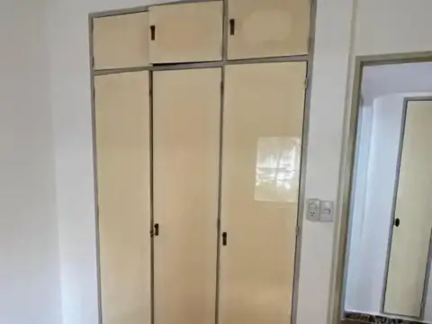 INCREIBLE UNIDAD MUY COMODA