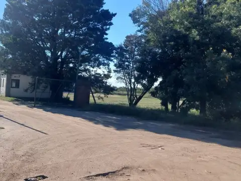 Galpón en Venta en Malvinas Argentinas, Colón