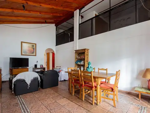 Depto Tipo Casa en Venta de 2 dormitorios