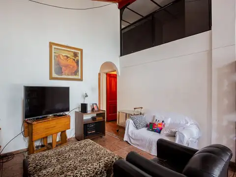 Depto Tipo Casa 4 ambientes con 1 baño